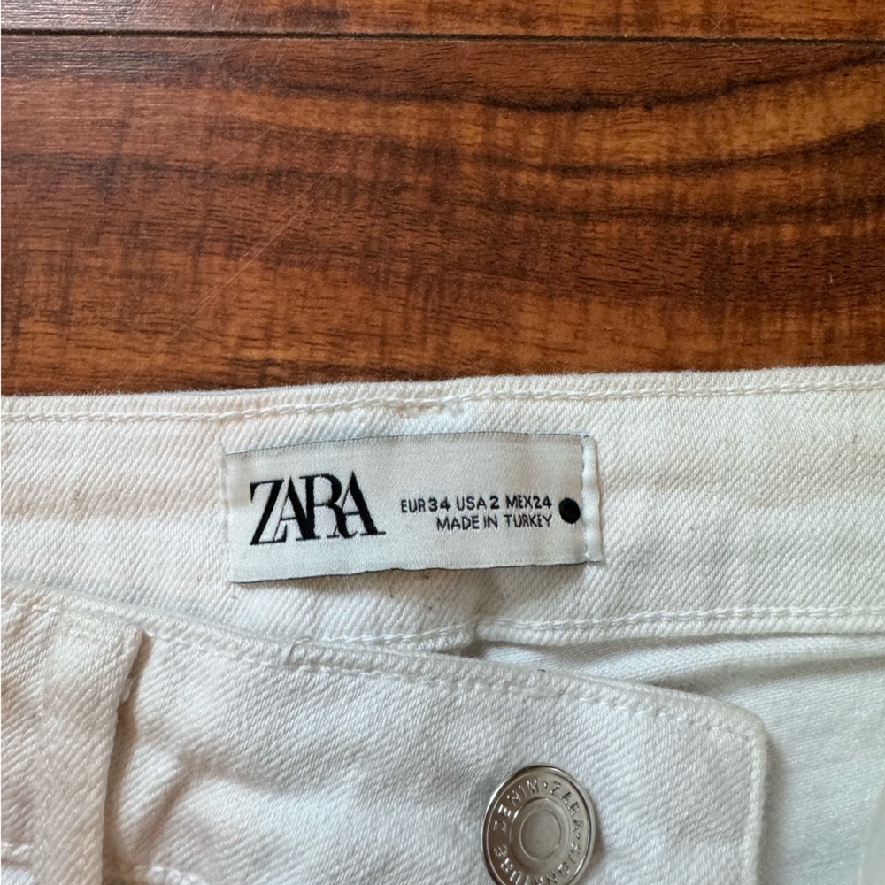 White front pocket Zara jeans, size 2 - Picture 3 of 3